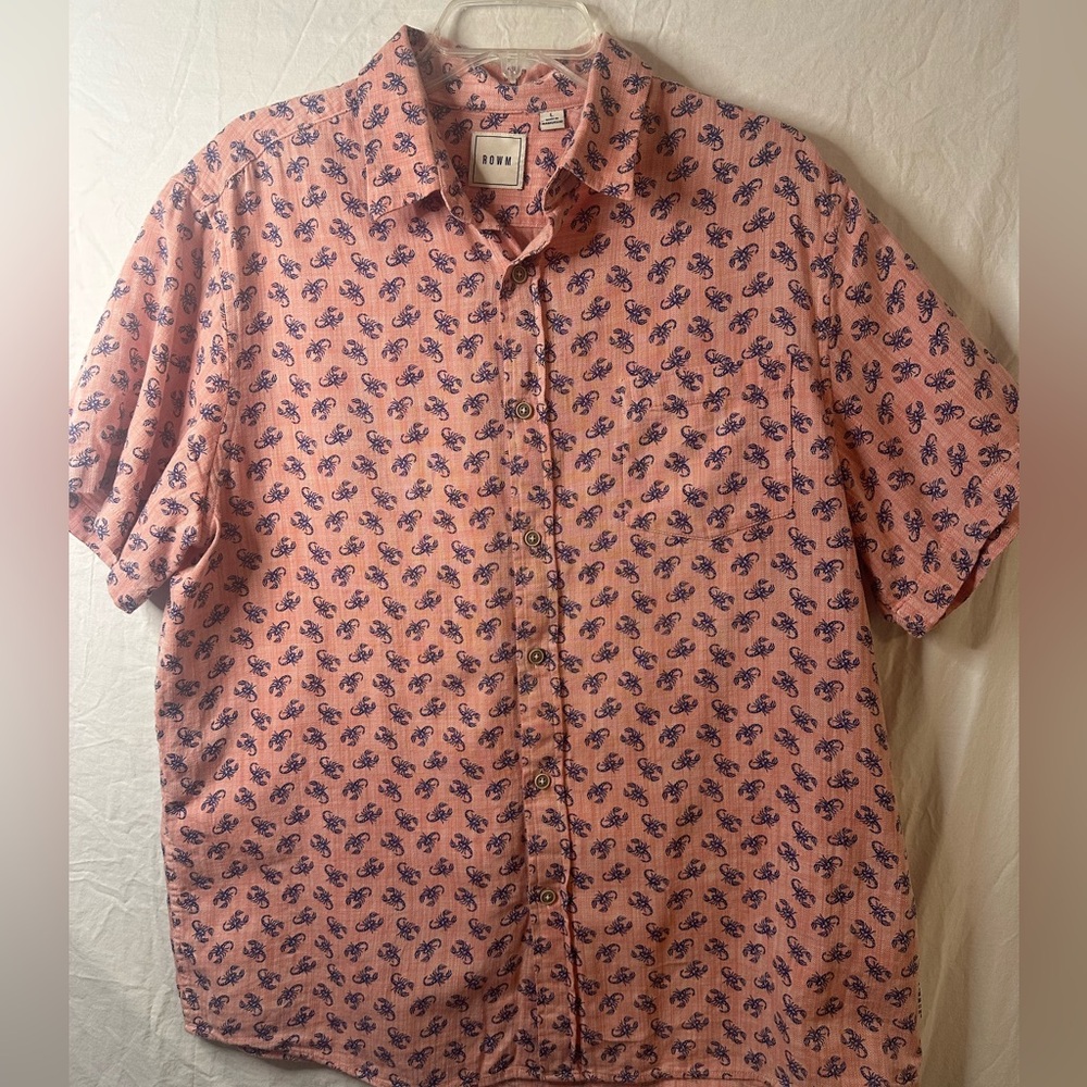 ROWM Lobster Print Button Down Shirt Men’s Large Pink 100% Cotton Short Sleeve